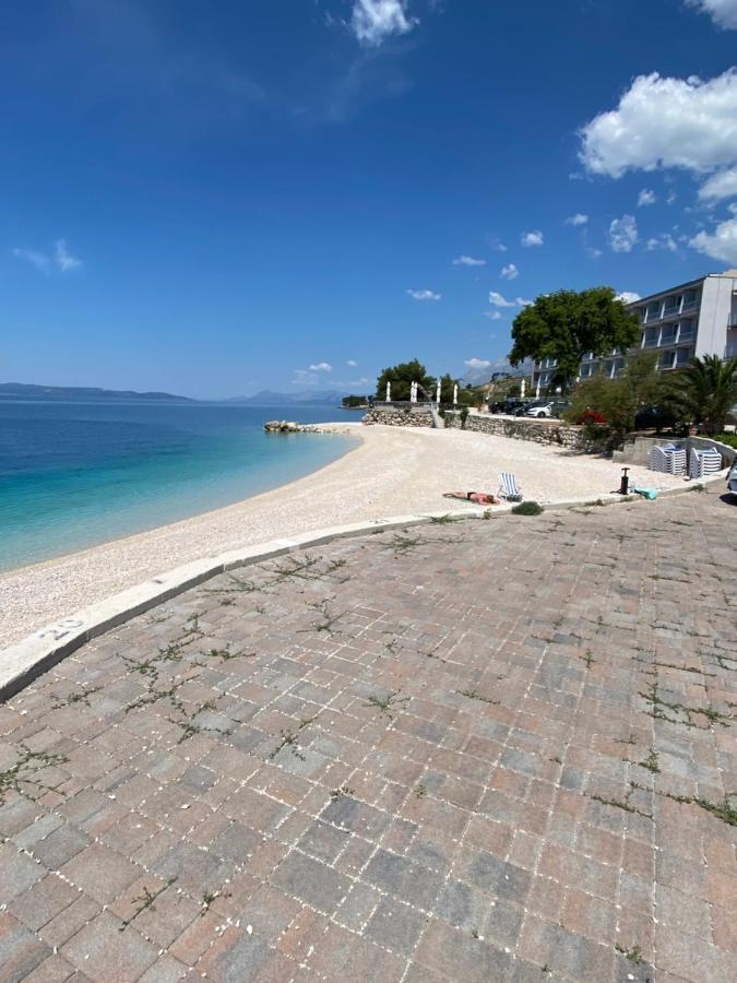 Villa Leo Beach Apartment Подгора Екстериор снимка
