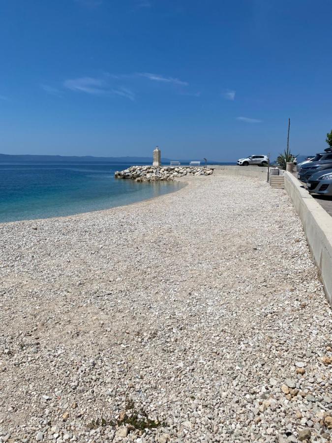 Villa Leo Beach Apartment Подгора Екстериор снимка