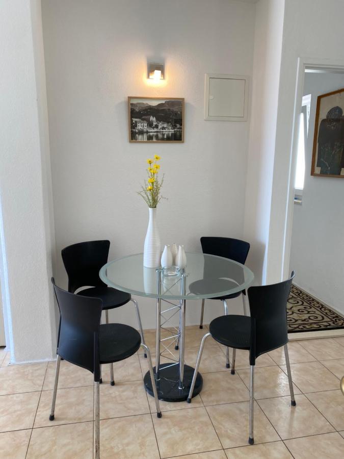 Villa Leo Beach Apartment Подгора Екстериор снимка